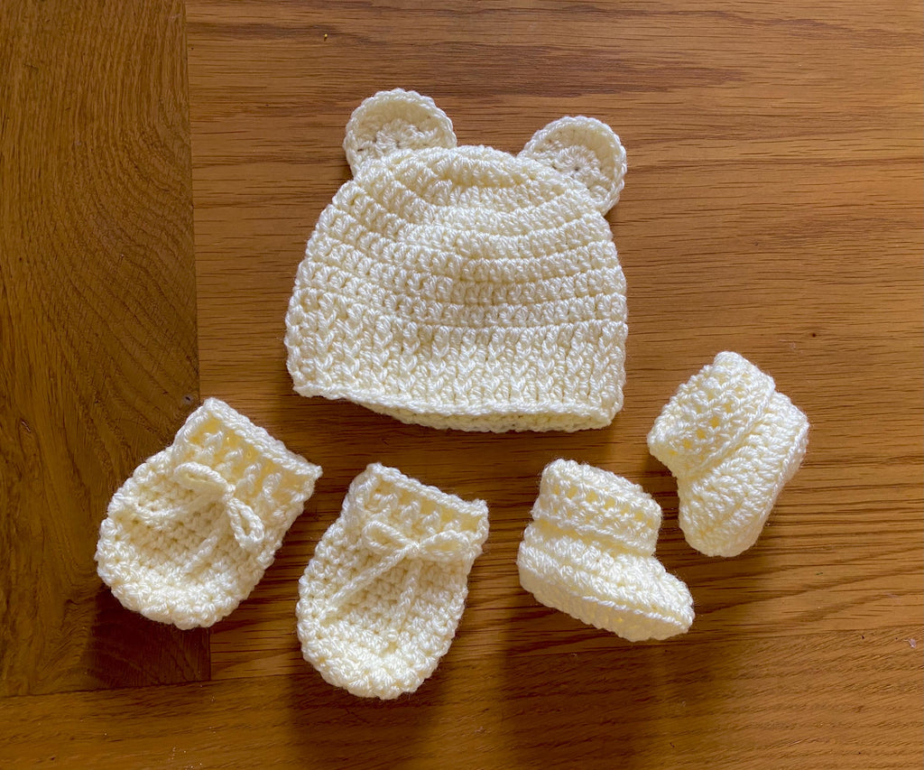 Crochet baby beanie hat, booties and mitts set - multiple colours