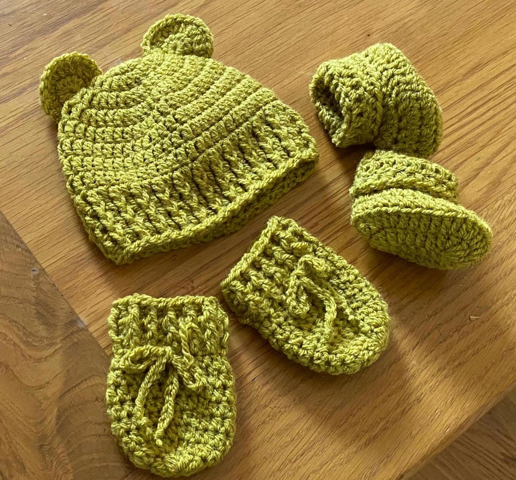 Crochet baby beanie hat, booties and mitts set - multiple colours